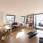 Design Apt With Terrace In The Marais