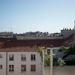 Design Apt With Terrace In The Marais